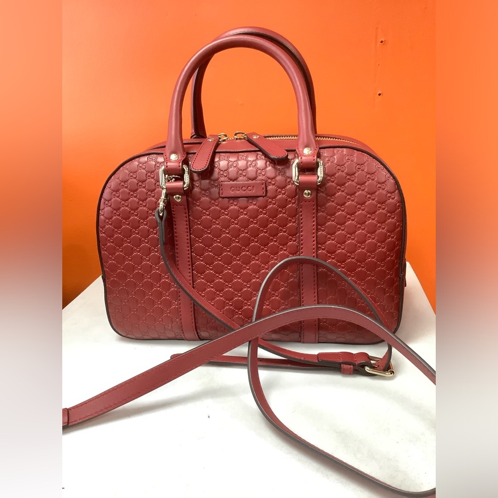 Gucci Microguccissima Embossed Leather Bag